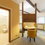 Hotel U Simla