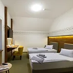 U Simla KLV