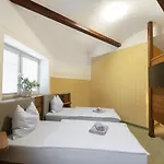 U Simla KLV