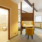 Hotel U Simla