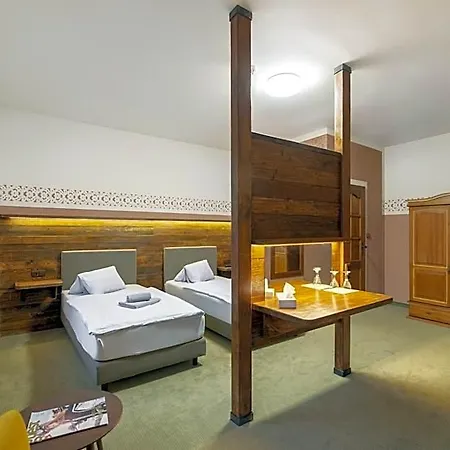 Hotel U Simla 3*