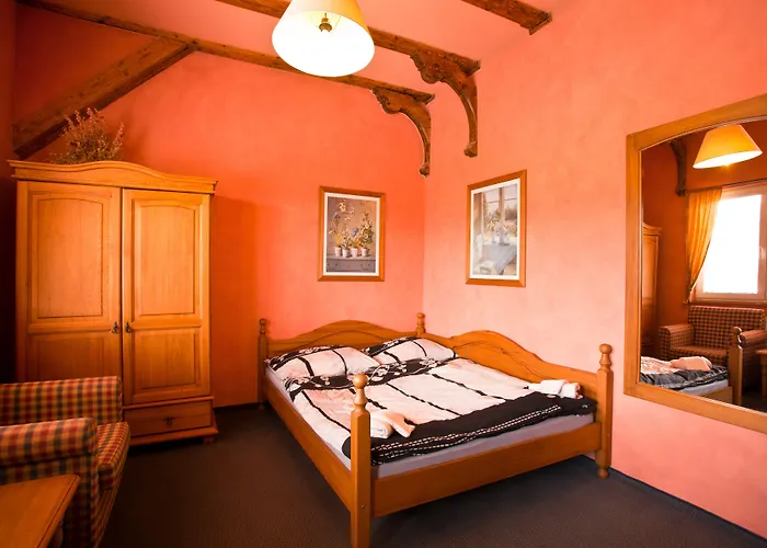 Hotell U Simla 3*